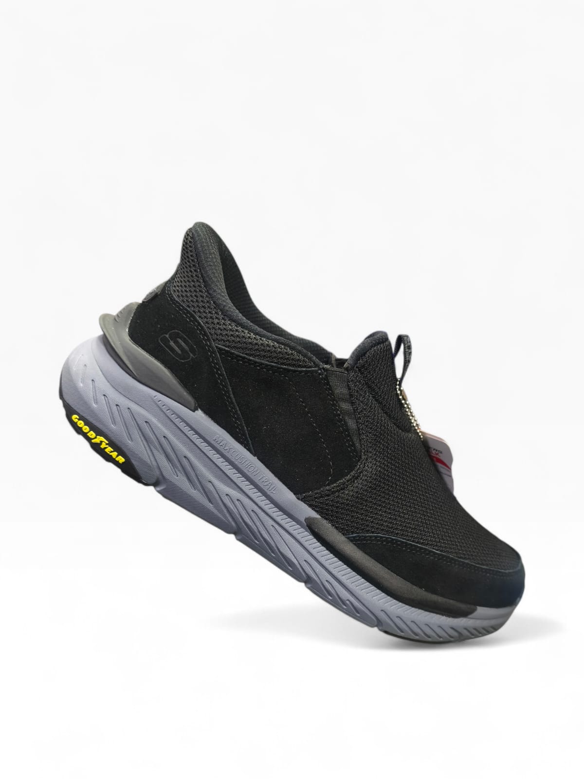 Original Skechers Max Cushion Trial-261155-BLACK