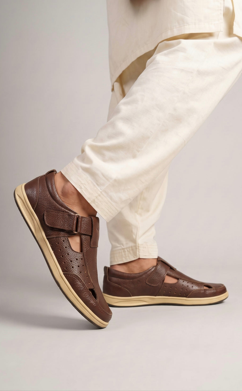 "PAW"Medicated Roman Leather Sandal -P601