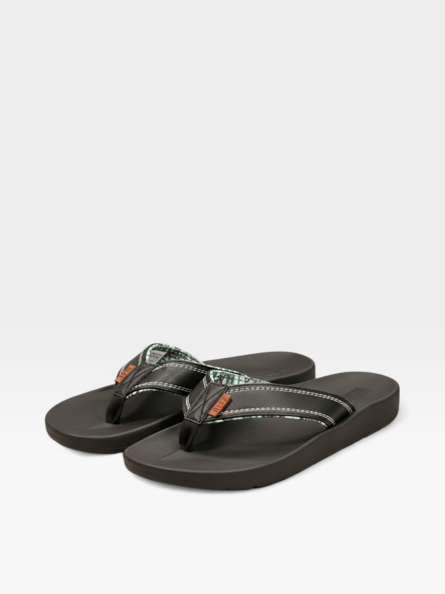 REEF HAJJ SLIPPERS