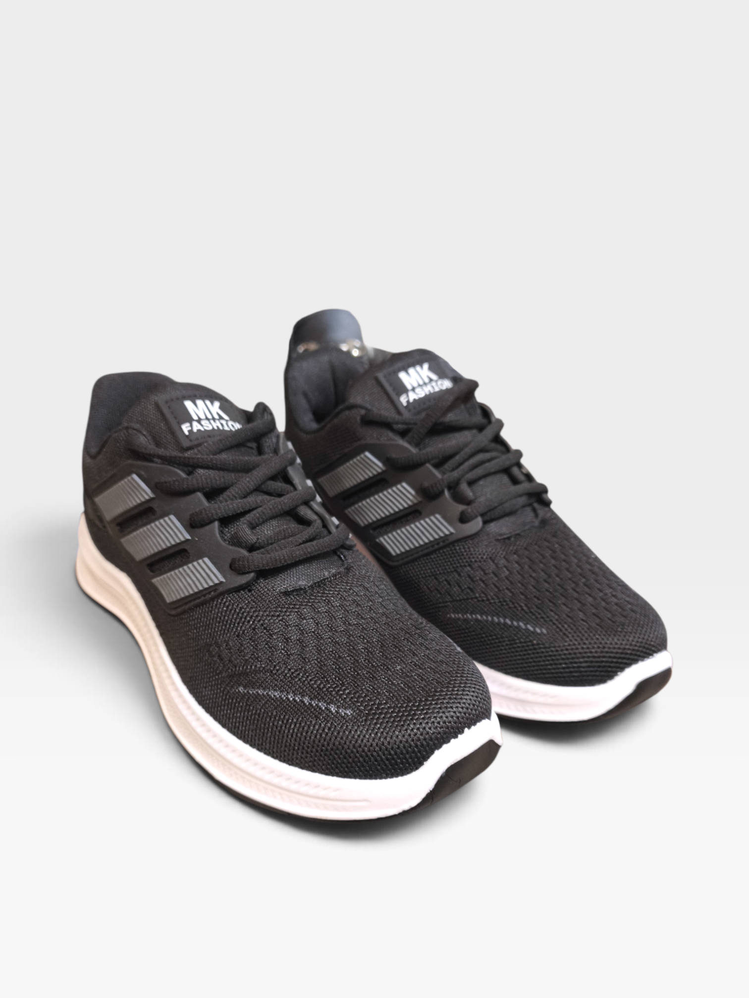 Grip Sole Casual Shoes- Mk58